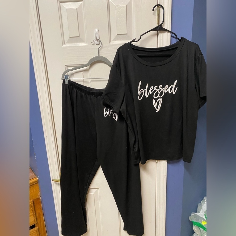 Women’s Plus Size Casual Lounge Set “Blessed” on pants and top 3X black - Picture 2 of 13